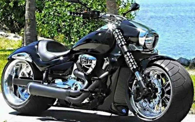 Suzuki Boulevard M109R