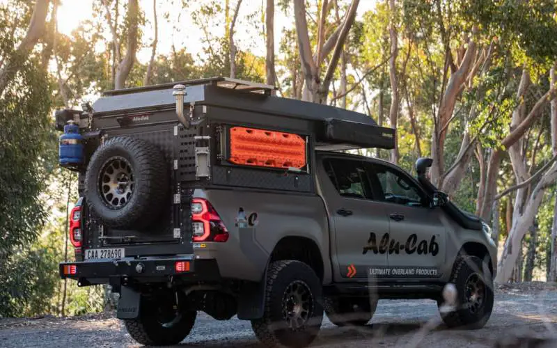 Features of the Alu-Cab Canopy Camper