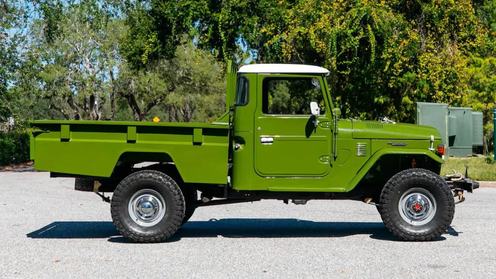 toyota fj45 land cruiser 