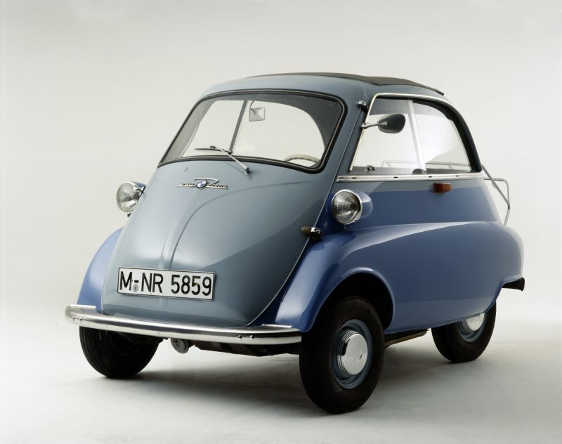 1955 BMW Isetta exterior