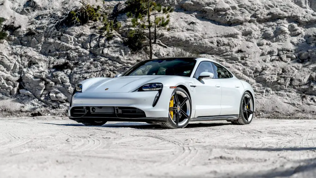 2020 porsche taycan turbo s