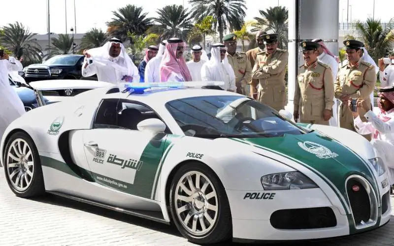 Bugatti Veyron - Dubai Police